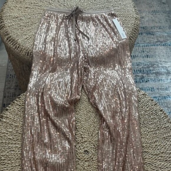 NWT AQUA Metallic Sparkly Rose Gold Sequin Jogger Pants Size XS - Picture 7 of 9